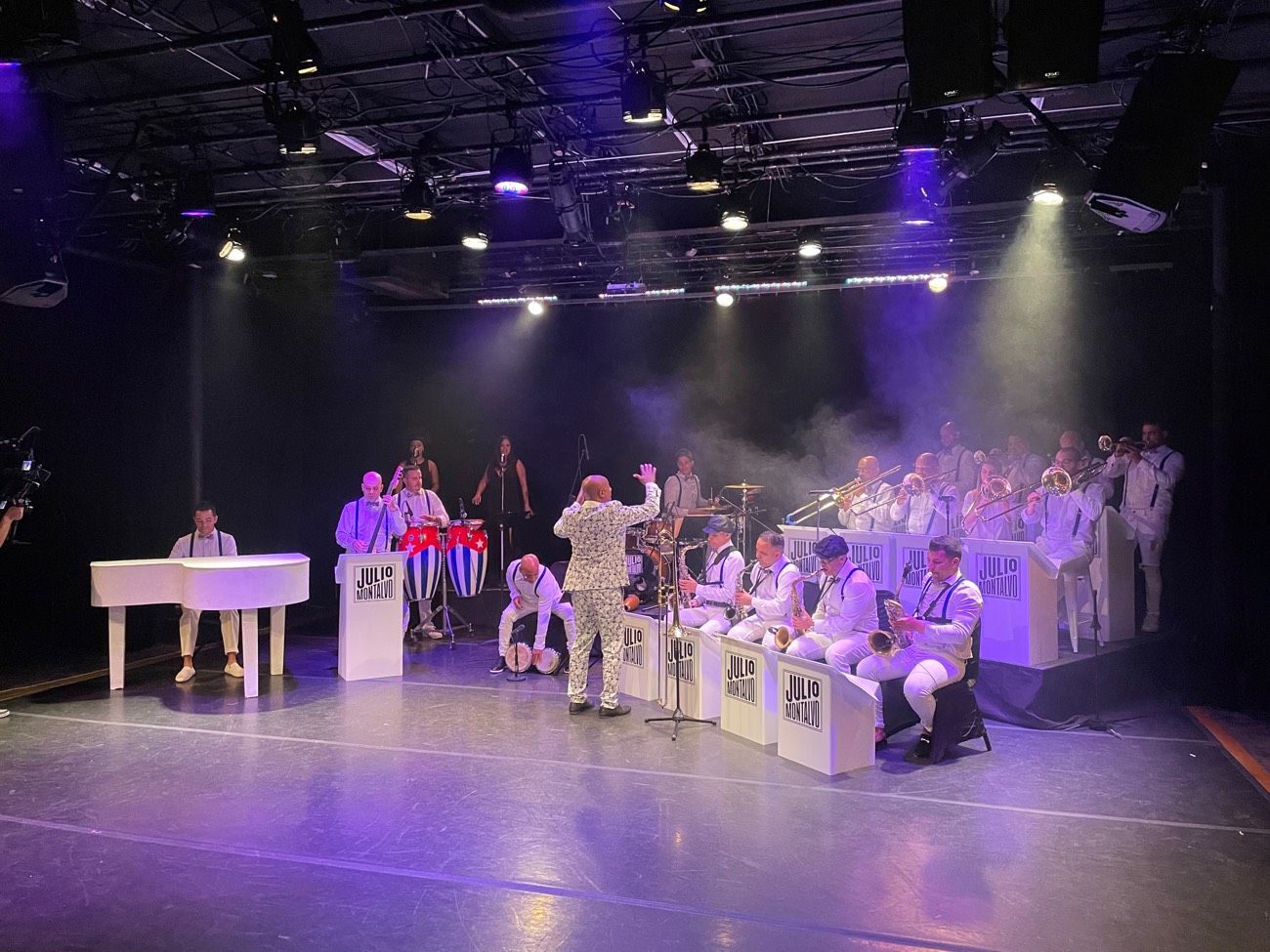 Julio Montalvo Orchestra, fotos 1